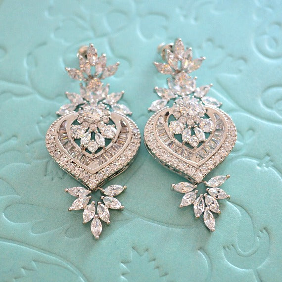 Cubic Zirconia Bridal Earrings. Art Deco Crystal Wedding Earrings. Vintage Style Statement Chandelier Earrings. Bridesmaid Earrings.