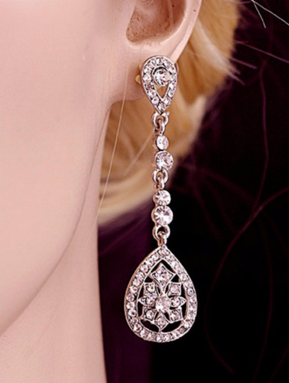 Long Art Deco Bridal Earrings. Vintage Inspired Art Nouveau Crystal Drop Wedding Earring. Rhinestone Chandelier Teardrop Earrings.